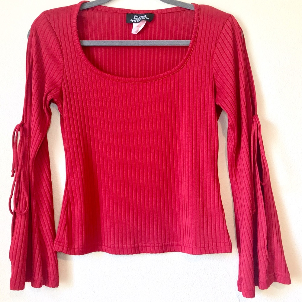 Great American Sportswear Co Red Top w Arm Ties Md